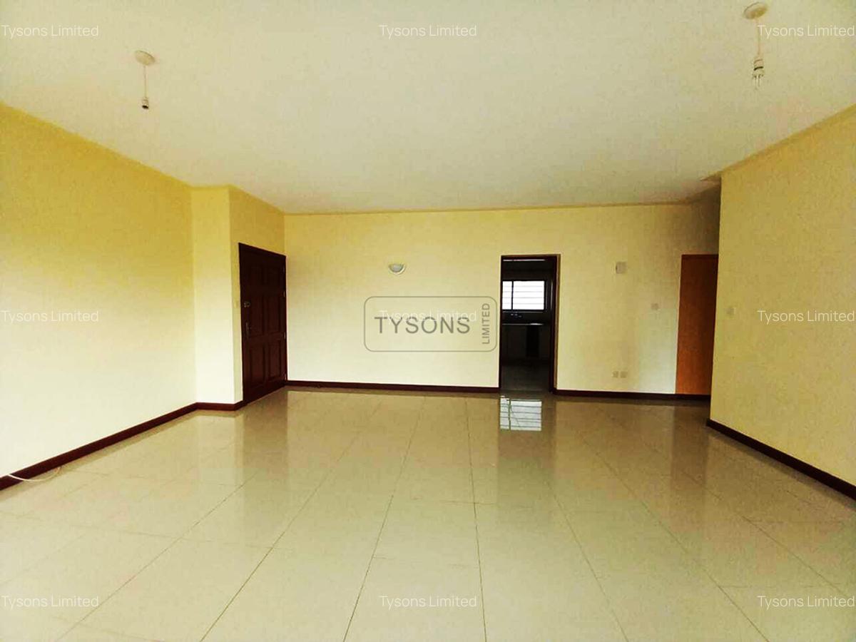2 Bed Apartment with En Suite in Westlands Area - 4