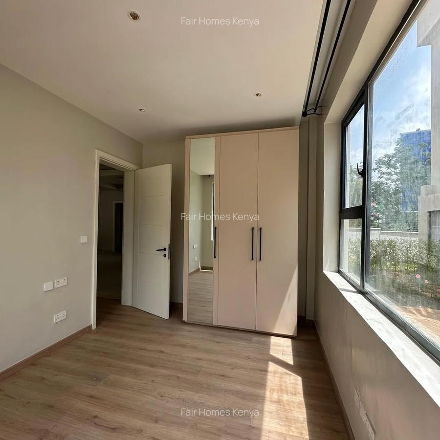 5 Bed Townhouse with En Suite at Manyani East - 14