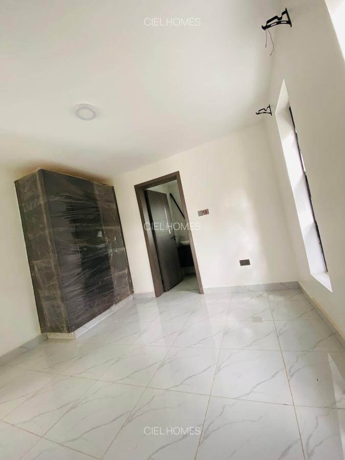 5 Bed Villa with En Suite at Kwa Kairu - 14