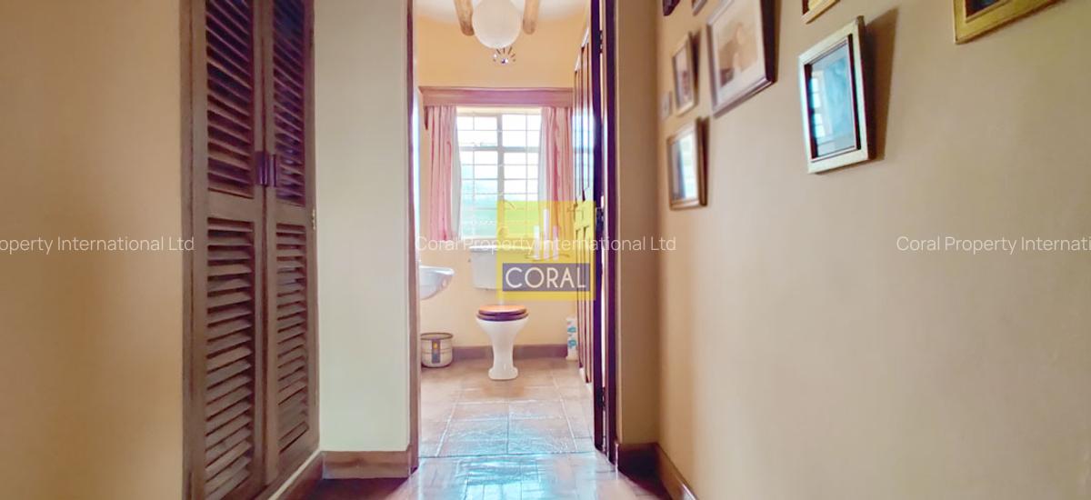 6 Bed House with En Suite at Mlolongo - 6