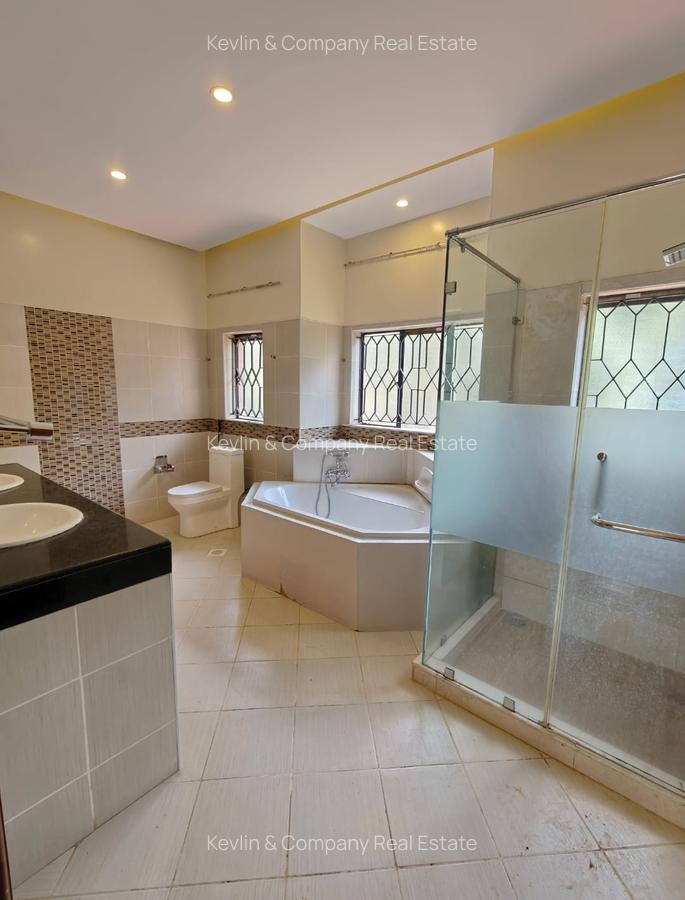 4 Bed Villa with En Suite in Karen - 10
