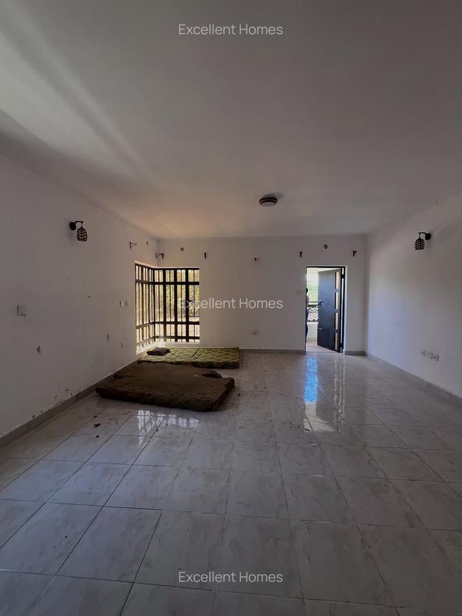 4 Bed House with En Suite at Gikambura - 11