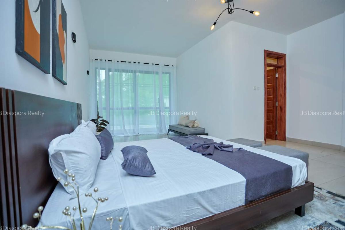 3 Bed Apartment with En Suite in Westlands Area - 11