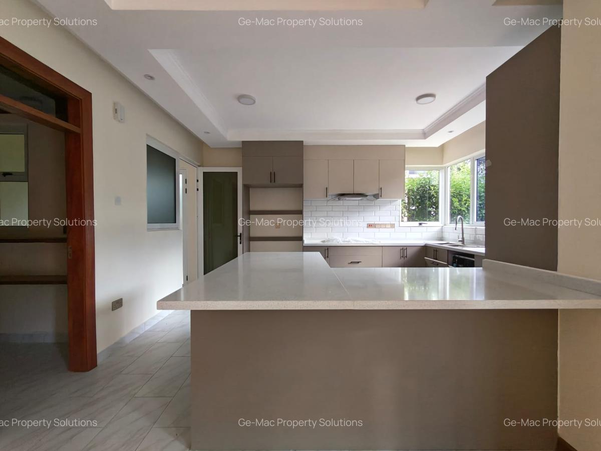 4 Bed House with Swimming Pool in Runda - 6
