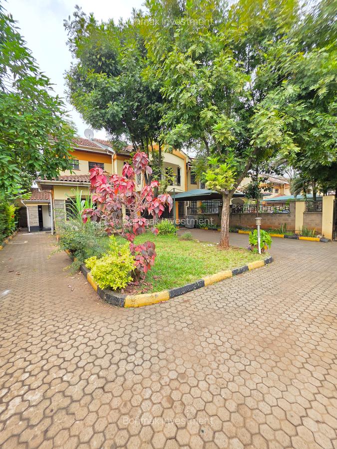 4 Bed Townhouse with En Suite at Lavington Green - 7