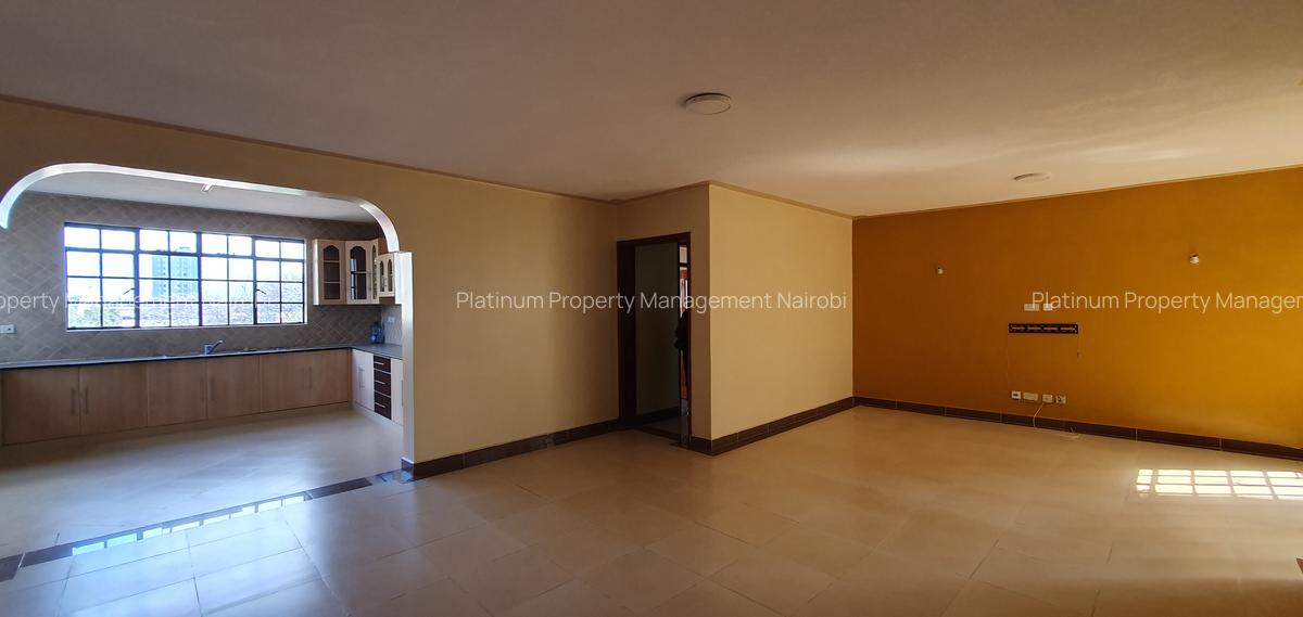 4 Bed Apartment with En Suite at 2Nd Parklands Avenue - 3