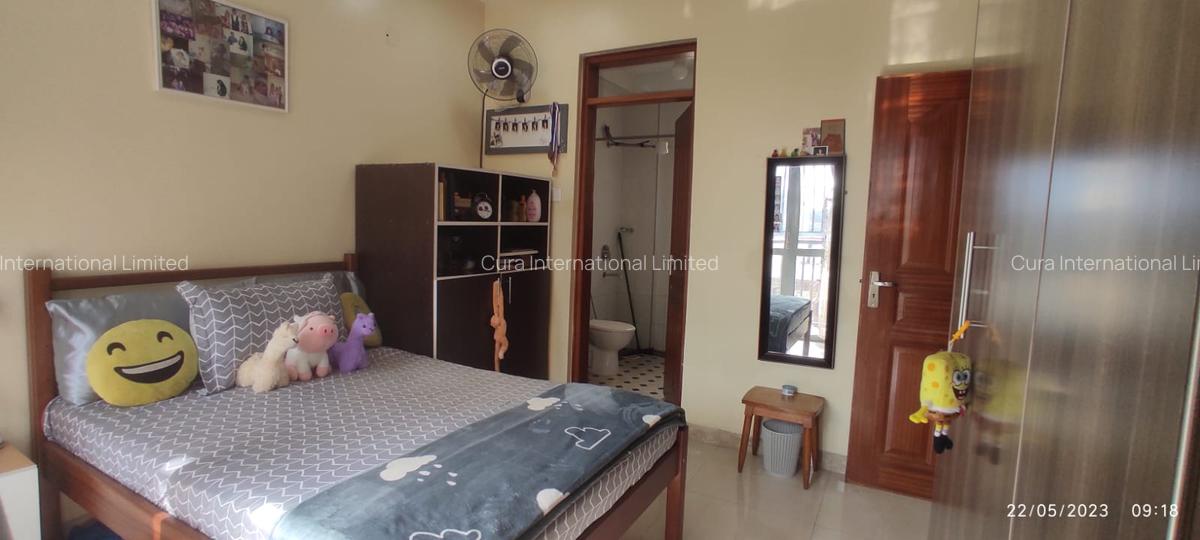 2 Bed Apartment in Parklands - 3