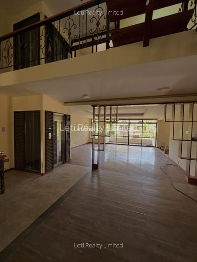 5 Bed Townhouse with En Suite in Lavington - 7