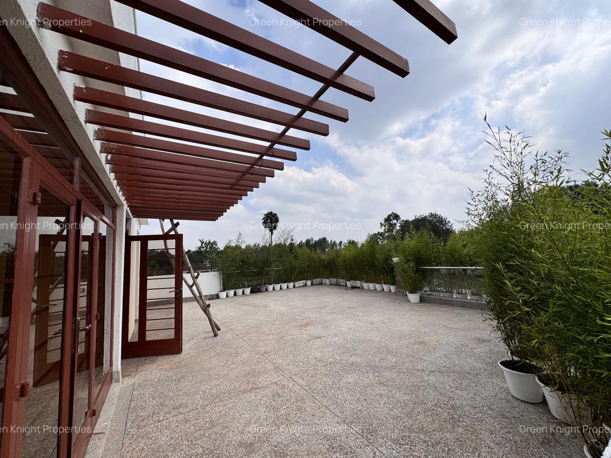 4 Bed House with En Suite in Karen - 10