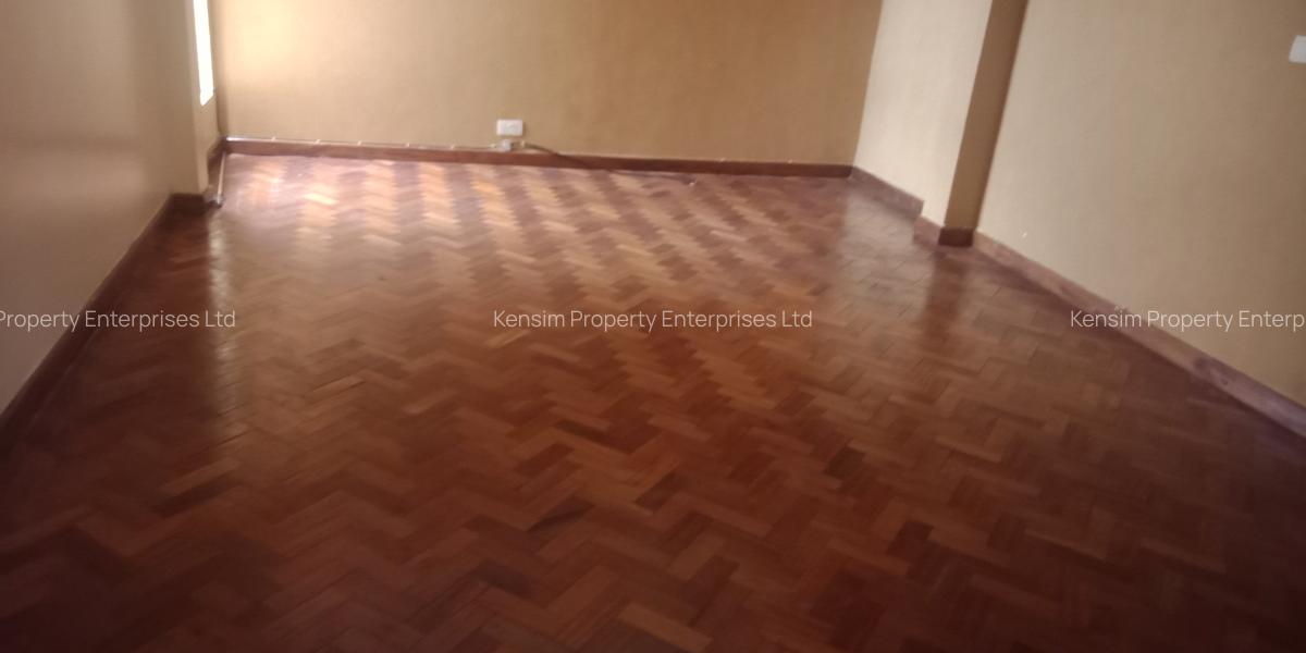5 Bed Townhouse with En Suite in Lavington - 6