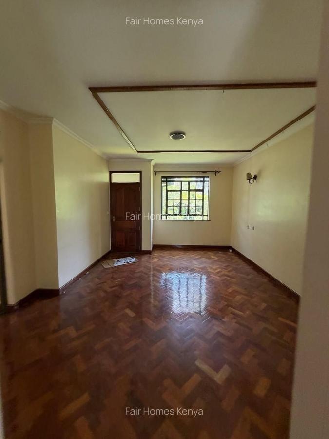 4 Bed Townhouse with En Suite at Lavington Green - 2