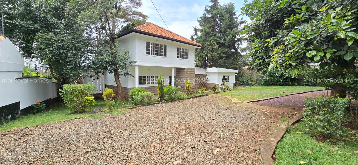 3 Bed Townhouse with En Suite at Lavington Green - 10