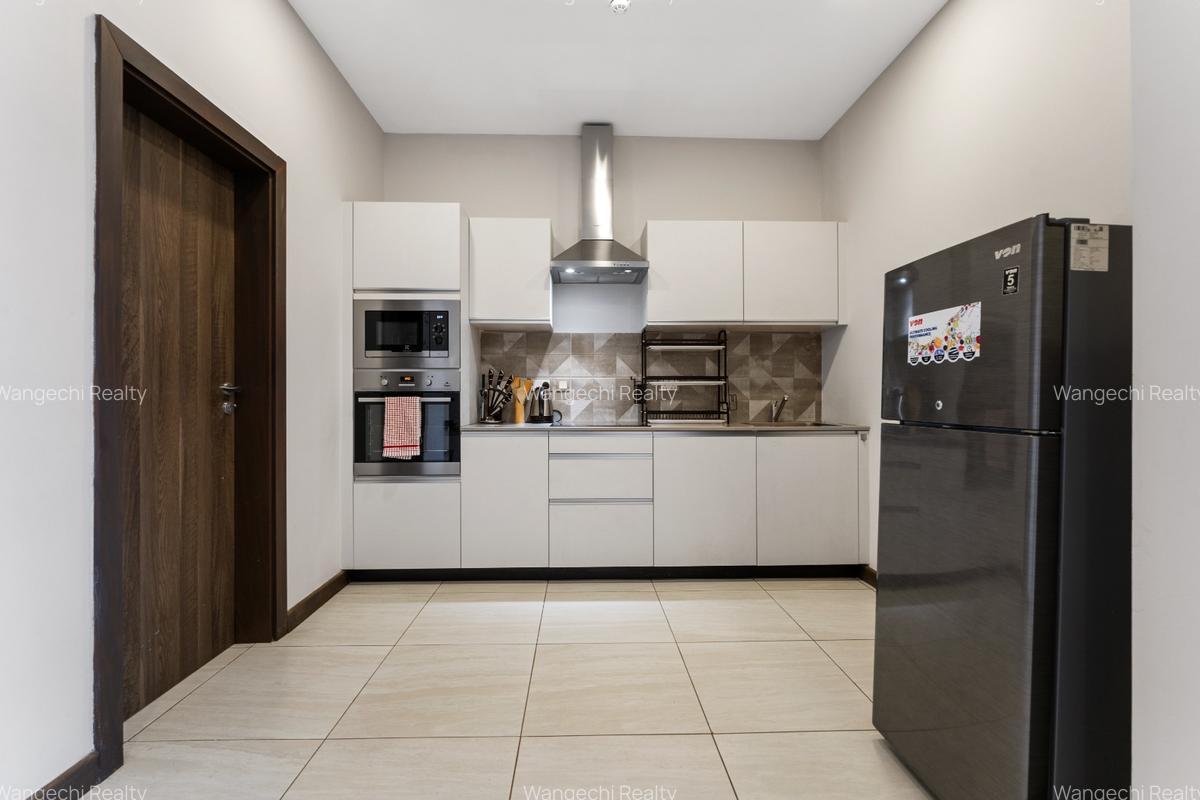 Serviced 1 Bed Apartment with En Suite in Westlands Area - 11