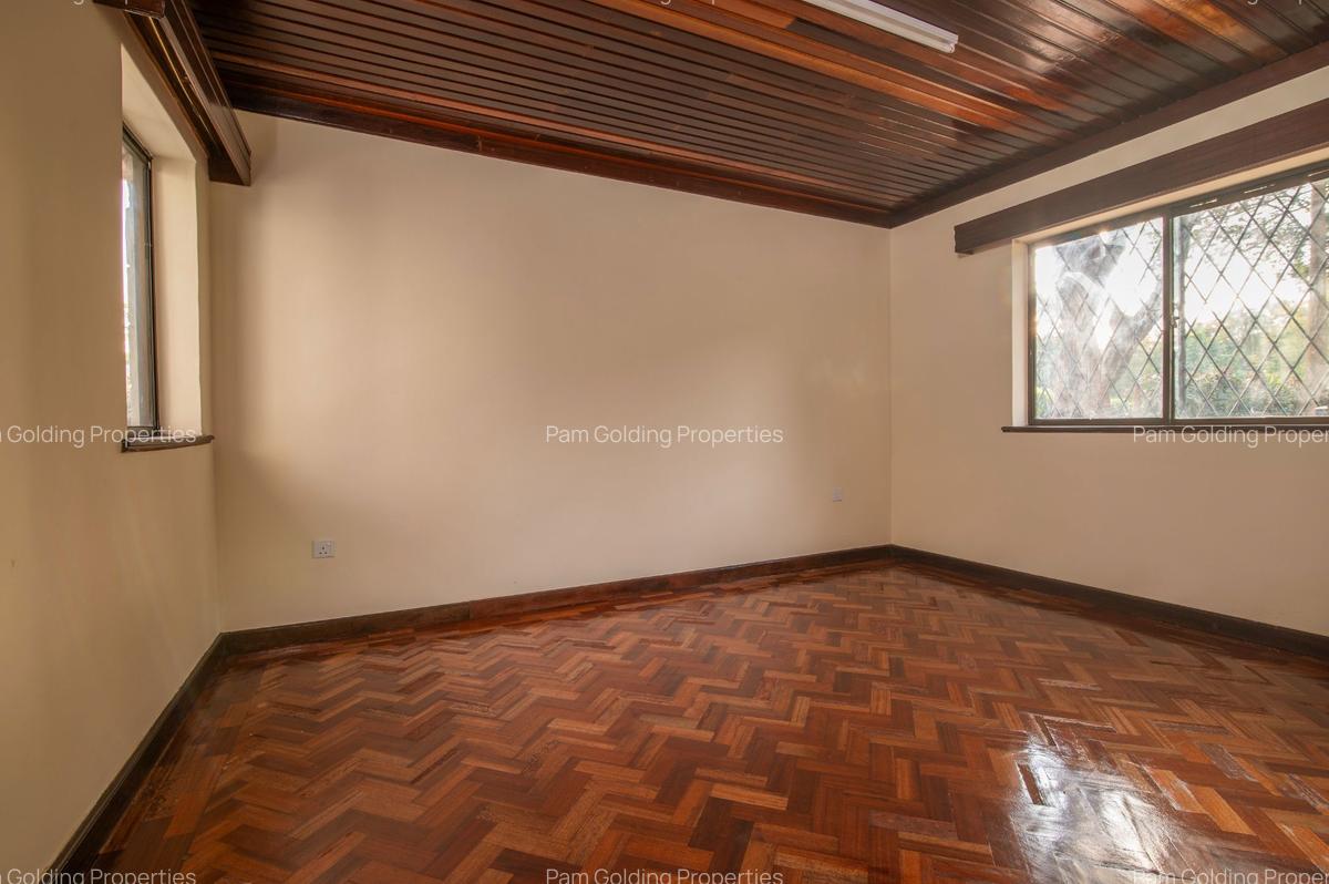4 Bed House with En Suite in Karen - 13