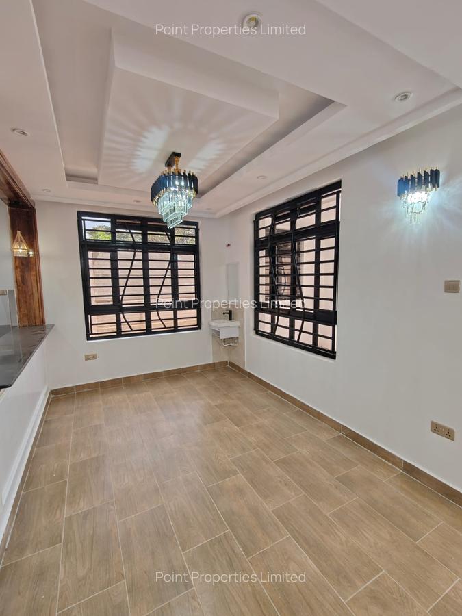 4 Bed Townhouse with En Suite in Karen - 6