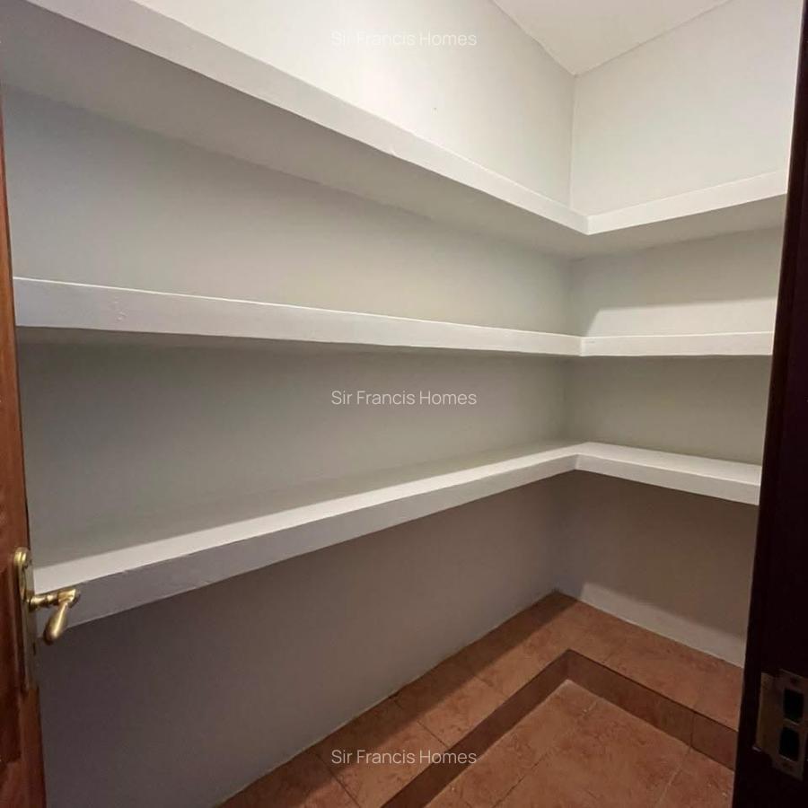 Serviced 3 Bed Apartment with En Suite at Kileleshwa - 8