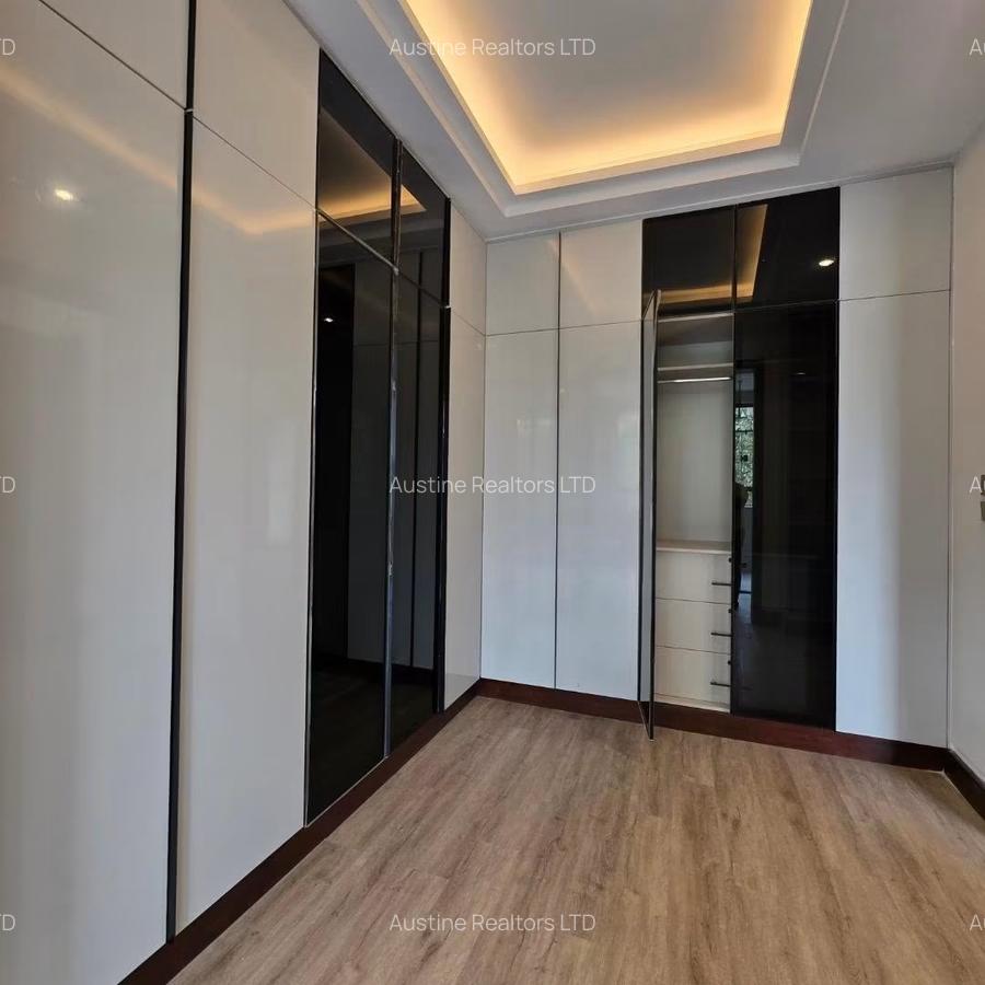 6 Bed Villa with En Suite in Kitisuru - 12