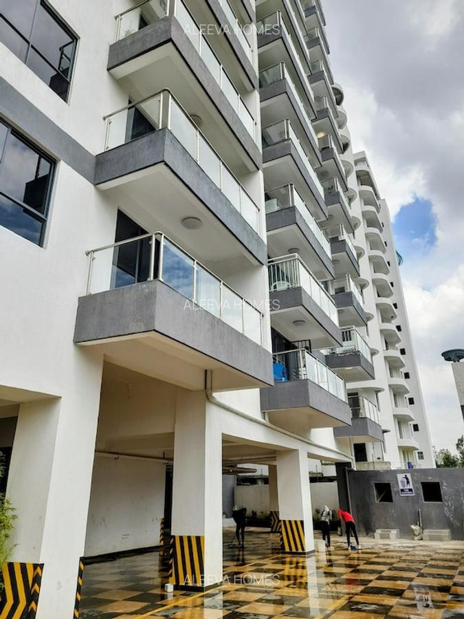 3 Bed Apartment with En Suite in Lavington - 1