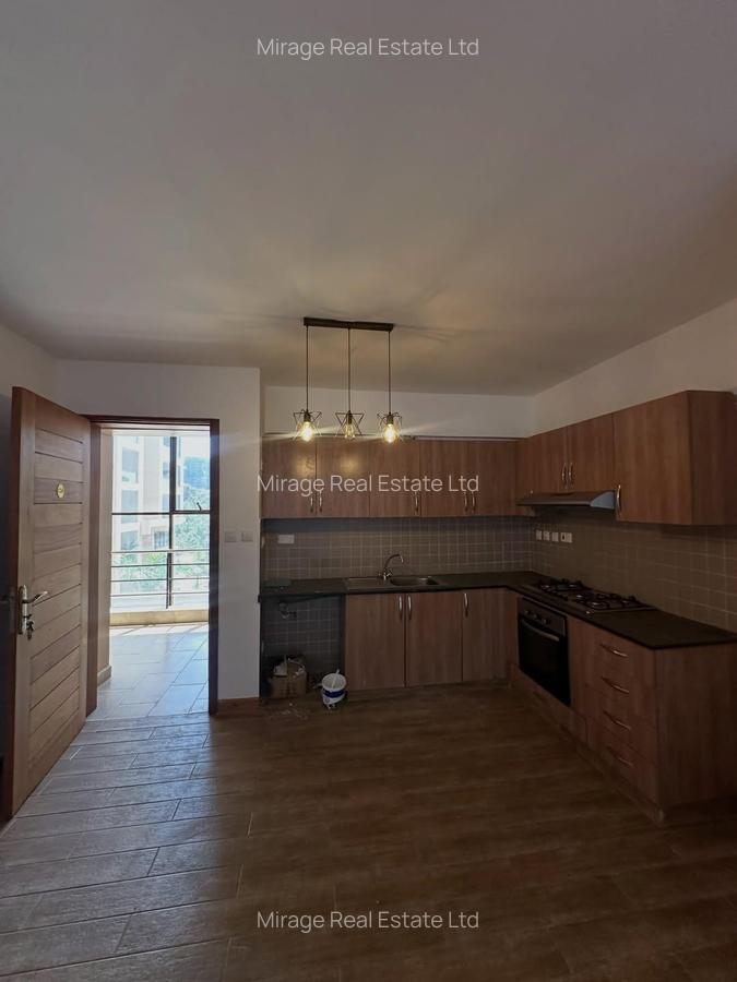 1 Bed Apartment with Swimming Pool in Dennis Pritt - 9