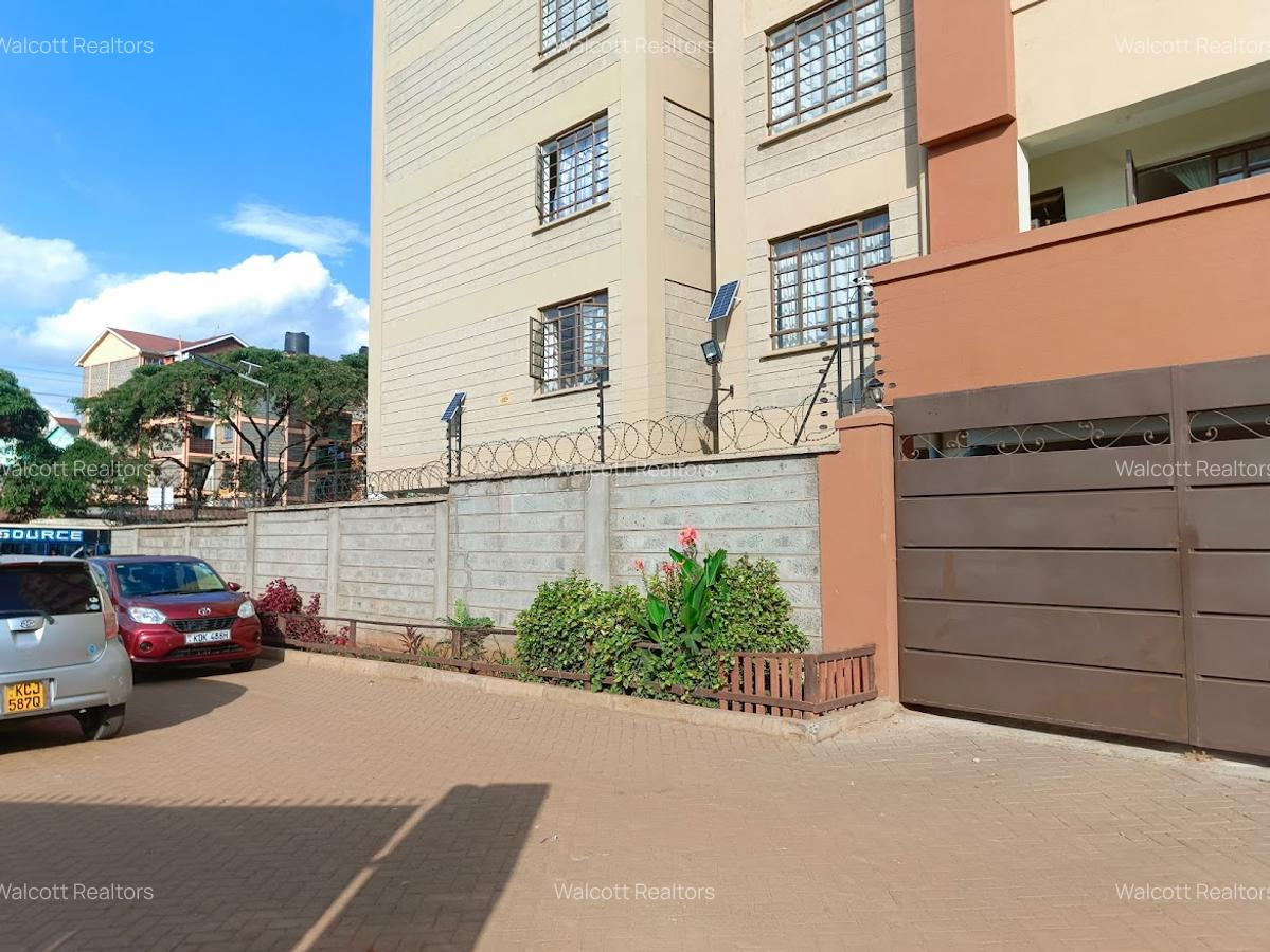 2 Bed Apartment with En Suite in Naivasha Road - 9