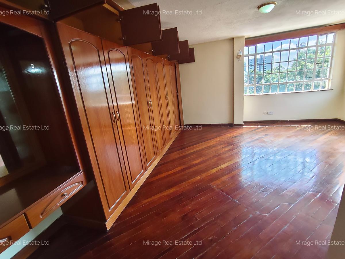 4 Bed Apartment with Parking in Kileleshwa - 11
