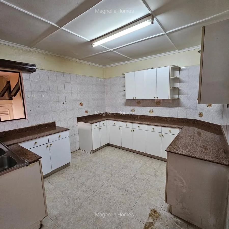 3 Bed Apartment in Lavington - 9