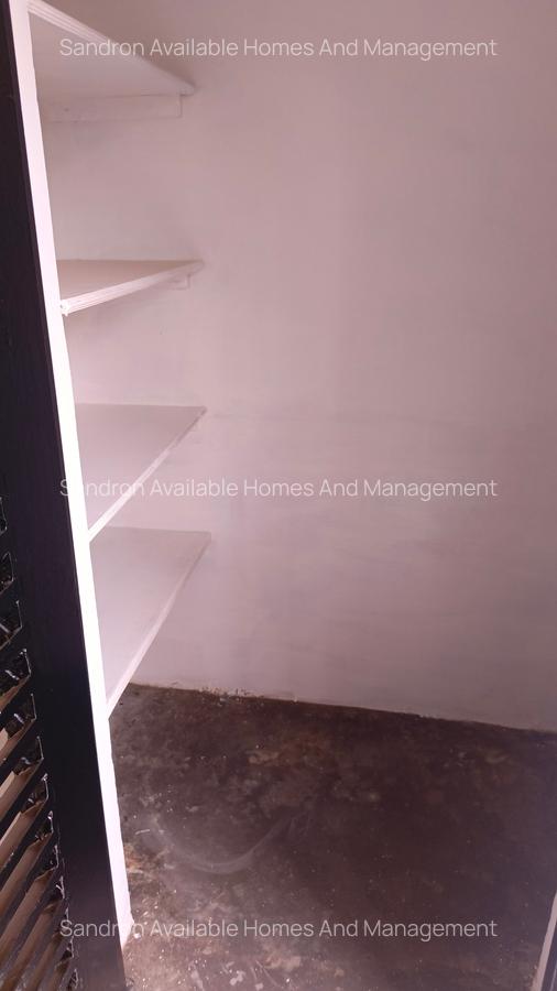 4 Bed Townhouse with En Suite in Waiyaki Way - 6