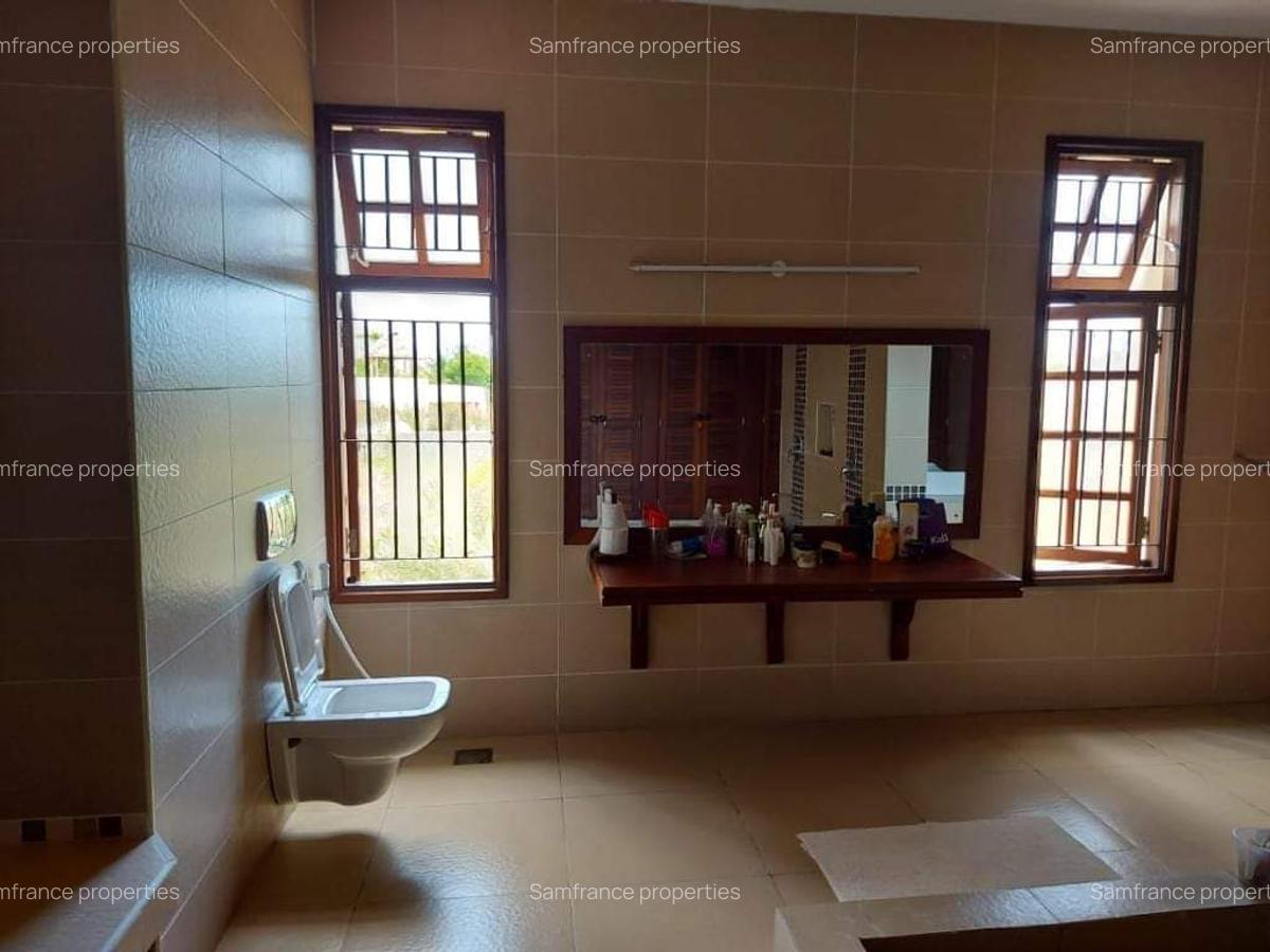 4 Bed Villa with En Suite at Kilifi - 11
