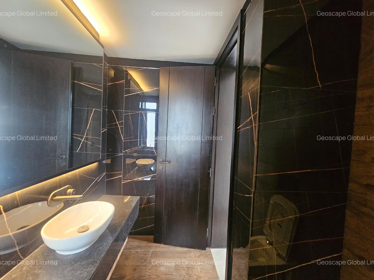 2 Bed Apartment with En Suite in Westlands Area - 4