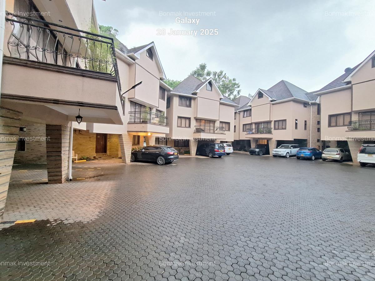 4 Bed Townhouse with En Suite at Off James Gichuru - 1