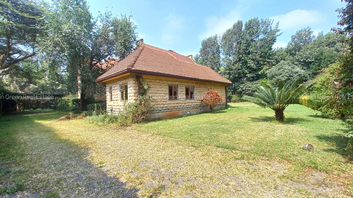 5 Bed Villa with En Suite at Windy Ridge - 3