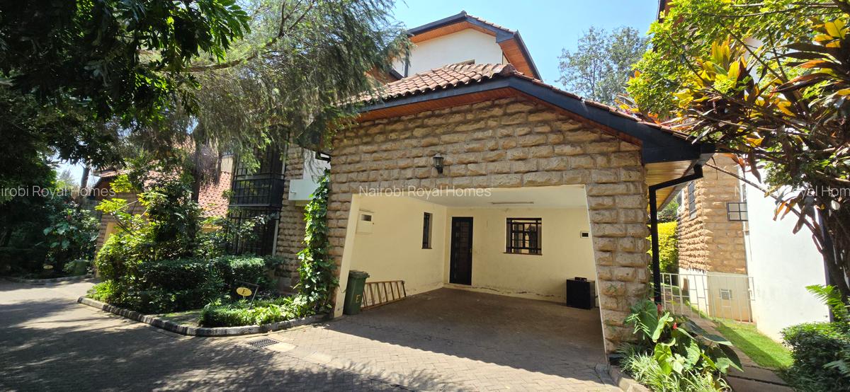 4 Bed Townhouse with En Suite at Off James Gichuru - 10