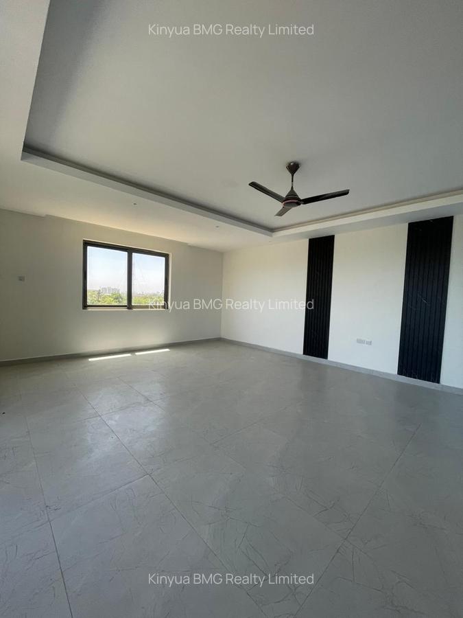 Serviced 3 Bed Apartment with En Suite in Nyali Area - 3