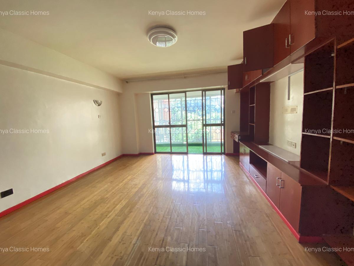 4 Bed Apartment with En Suite at Lvington - 13