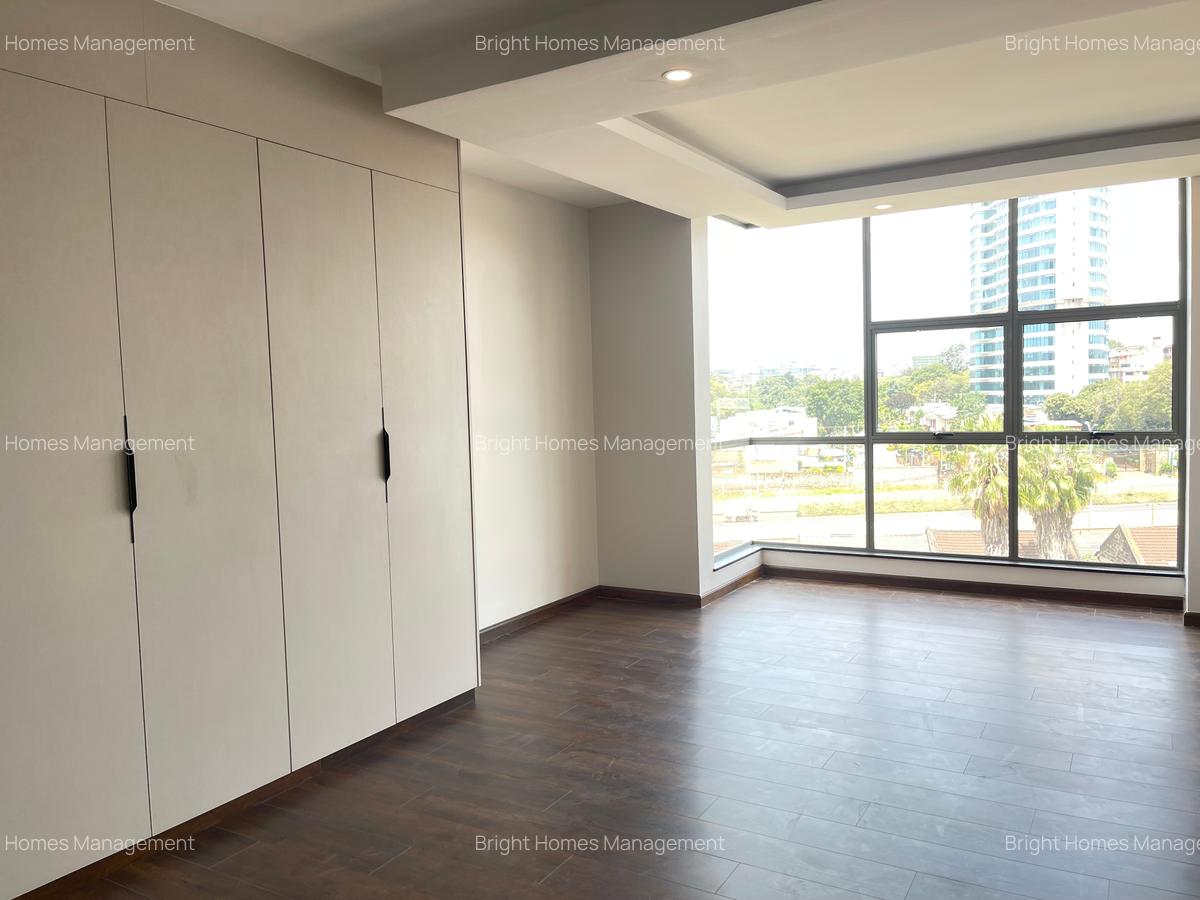 3 Bed Apartment with En Suite in Westlands Area - 9