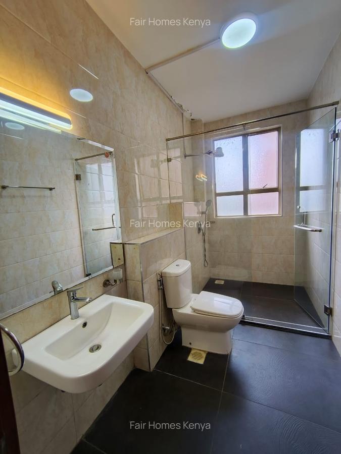 3 Bed Apartment with En Suite at Othaya Road - 8