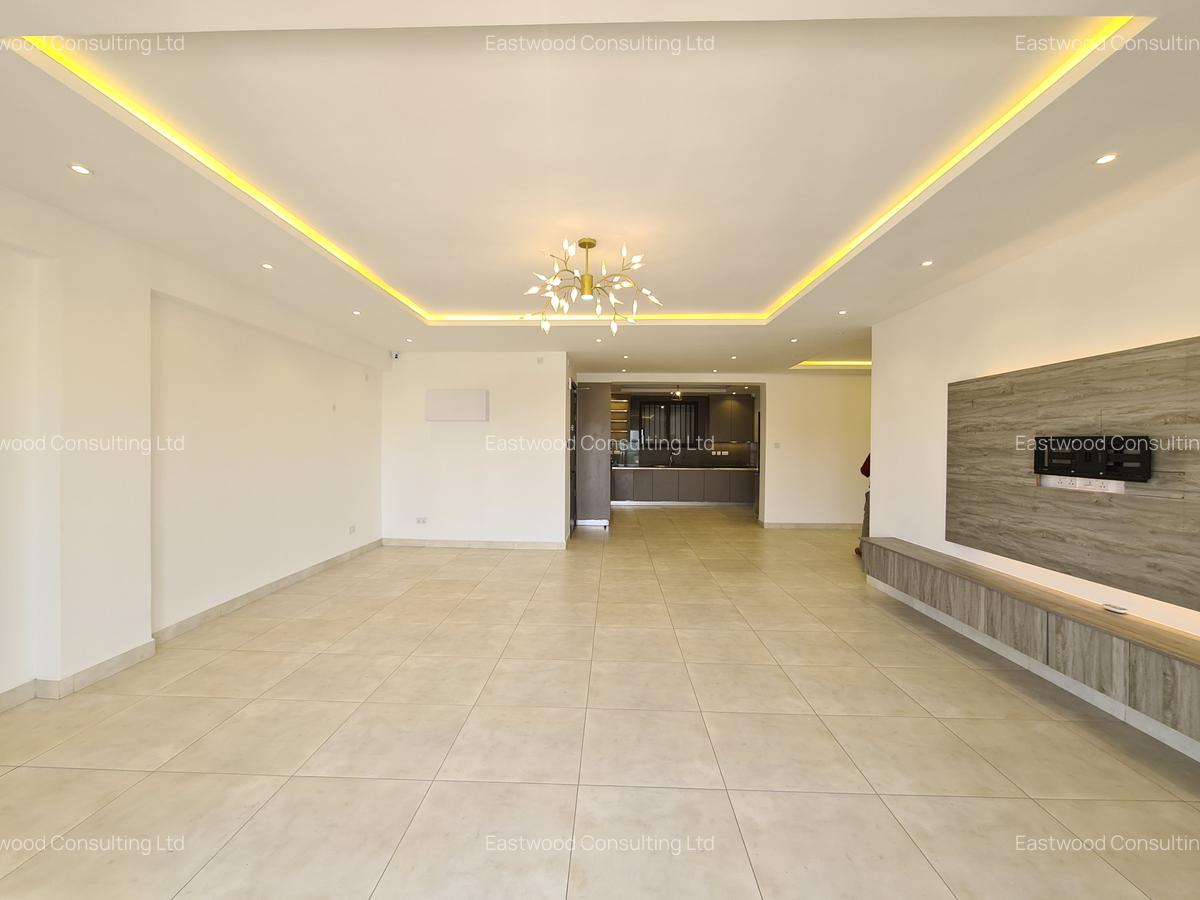 4 Bed Apartment with En Suite at Swami Bapa Road - 2