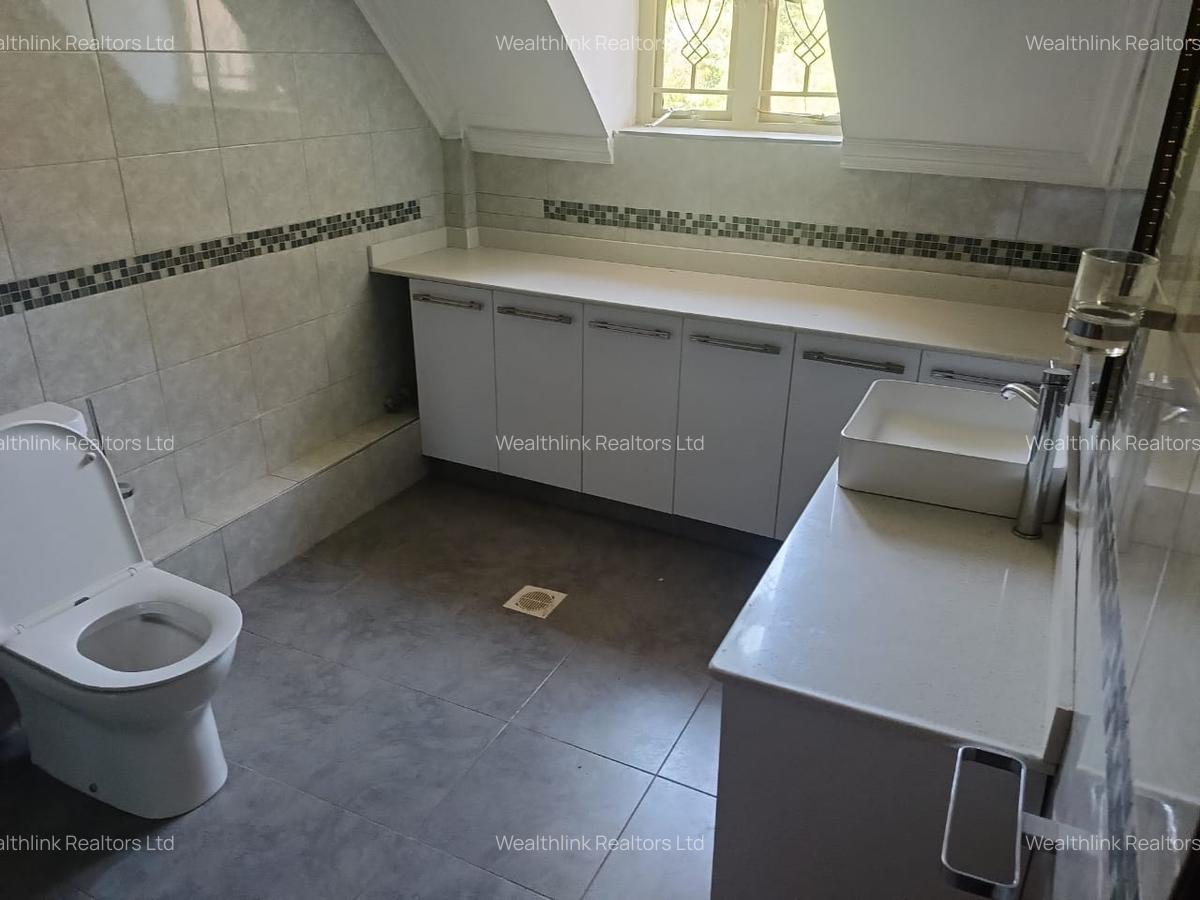 7 Bed House with En Suite at Nyari - 9