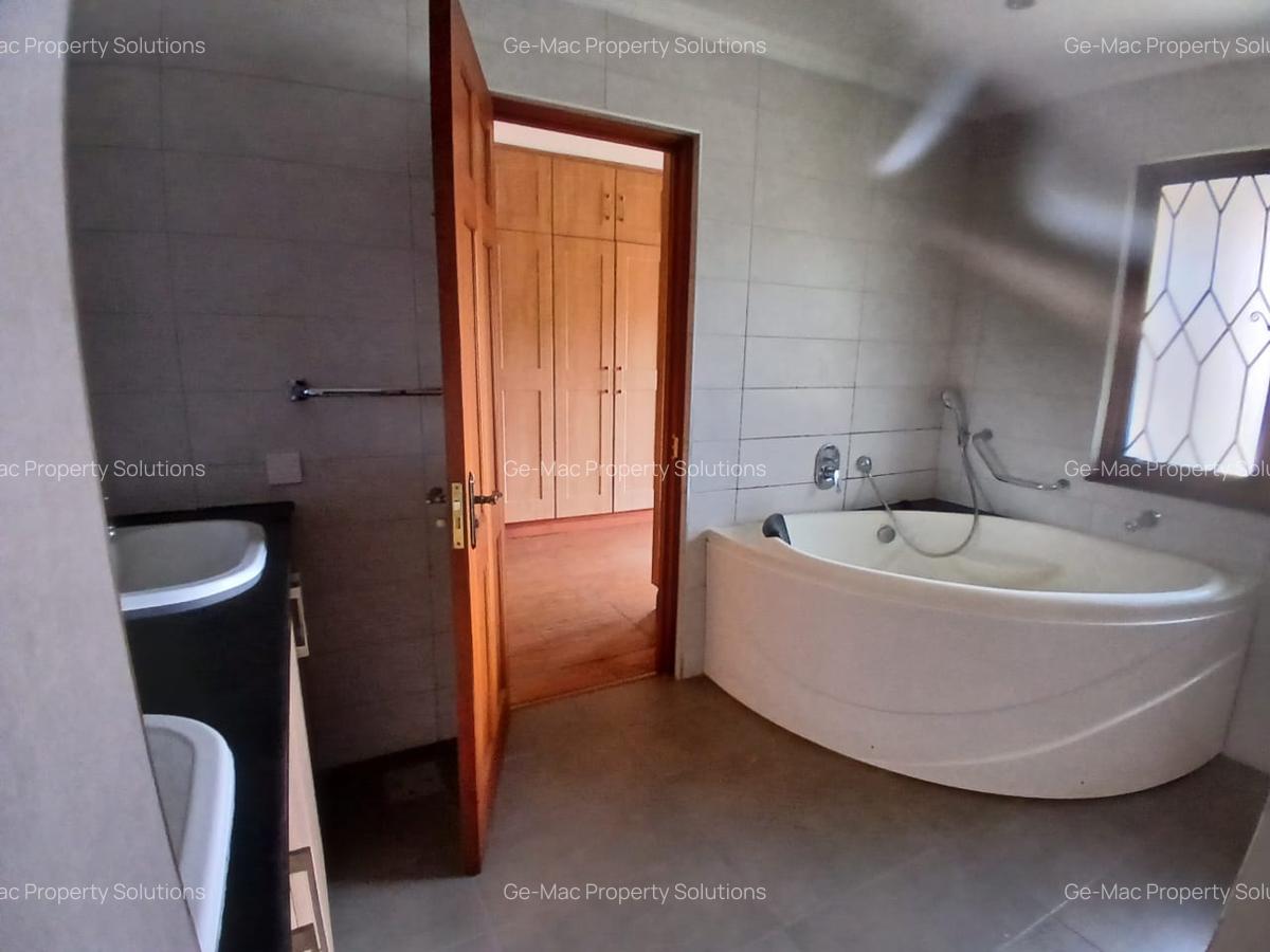 5 Bed House with En Suite in Gigiri - 15