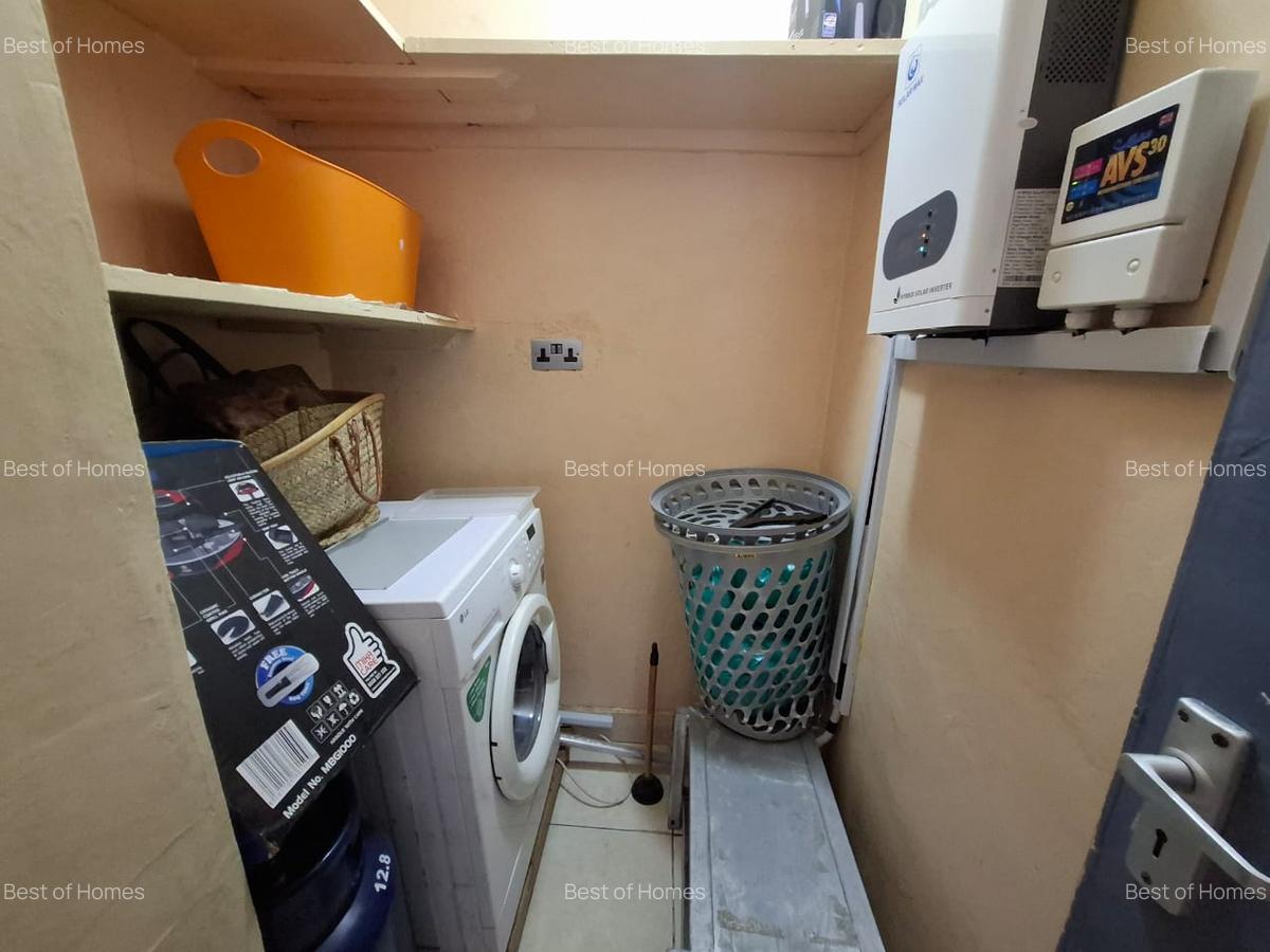 4 Bed House with Garden in Lavington - 8