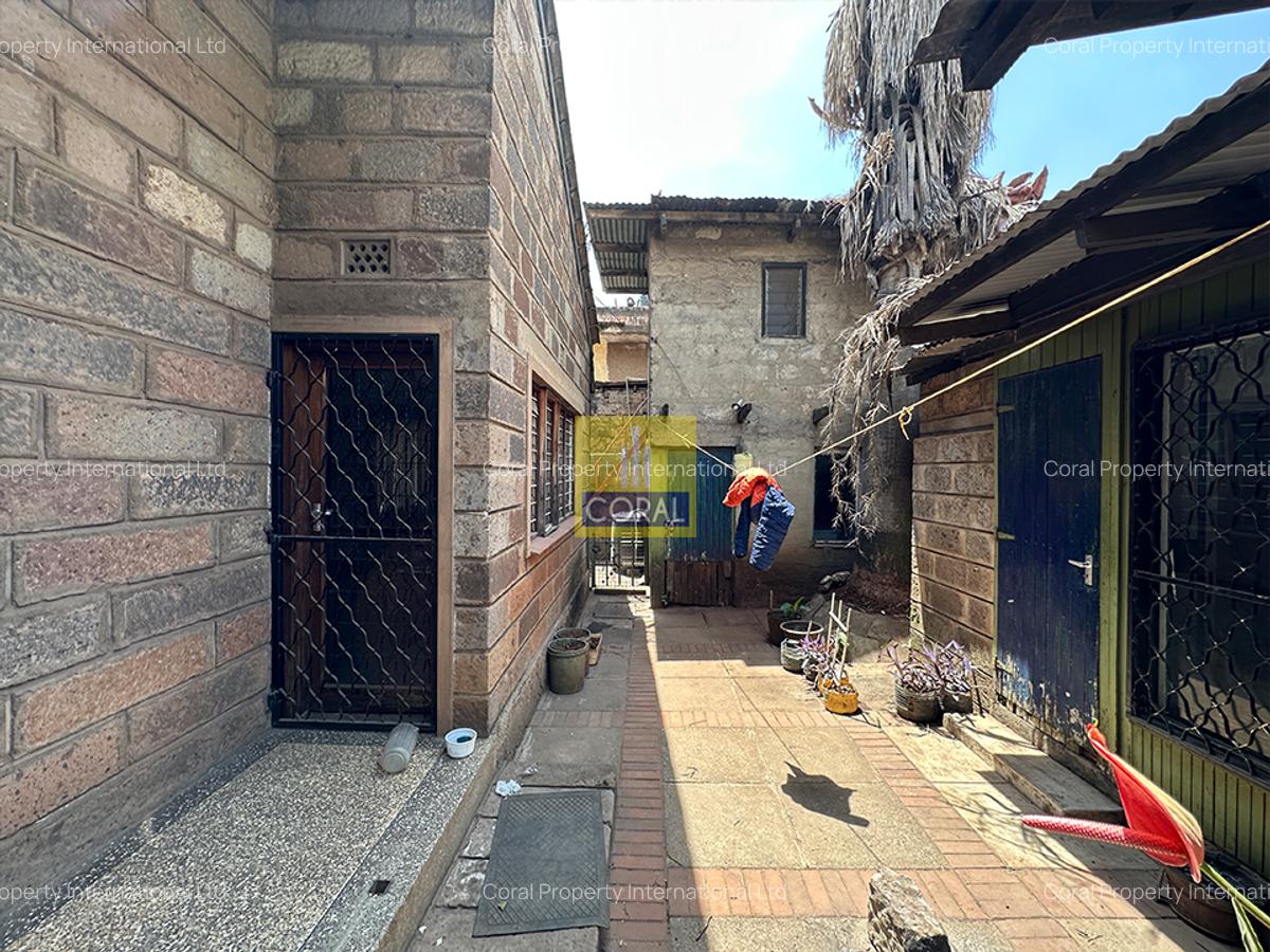 4 Bed House in Nairobi West - 4