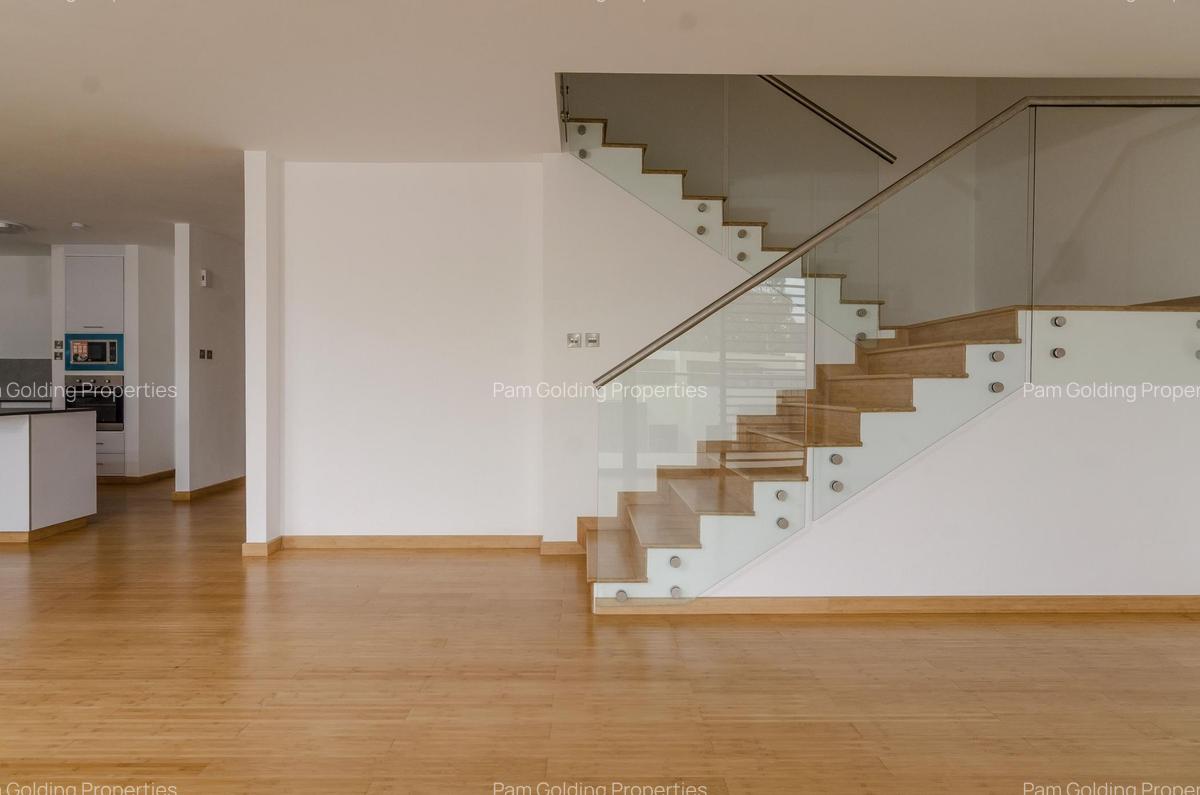 3 Bed Apartment with En Suite in Thika Road - 5