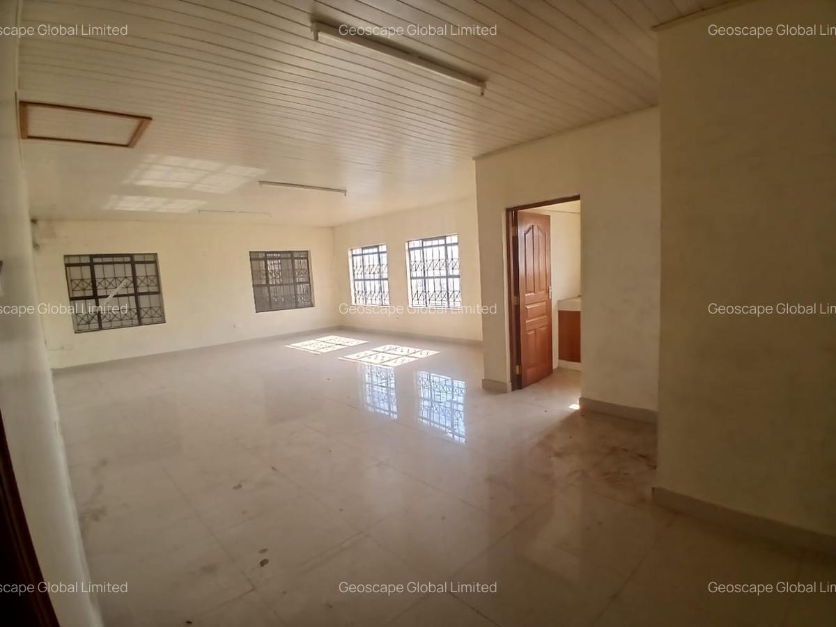 6,200 ft² Warehouse with Backup Generator in Ruaraka - 6