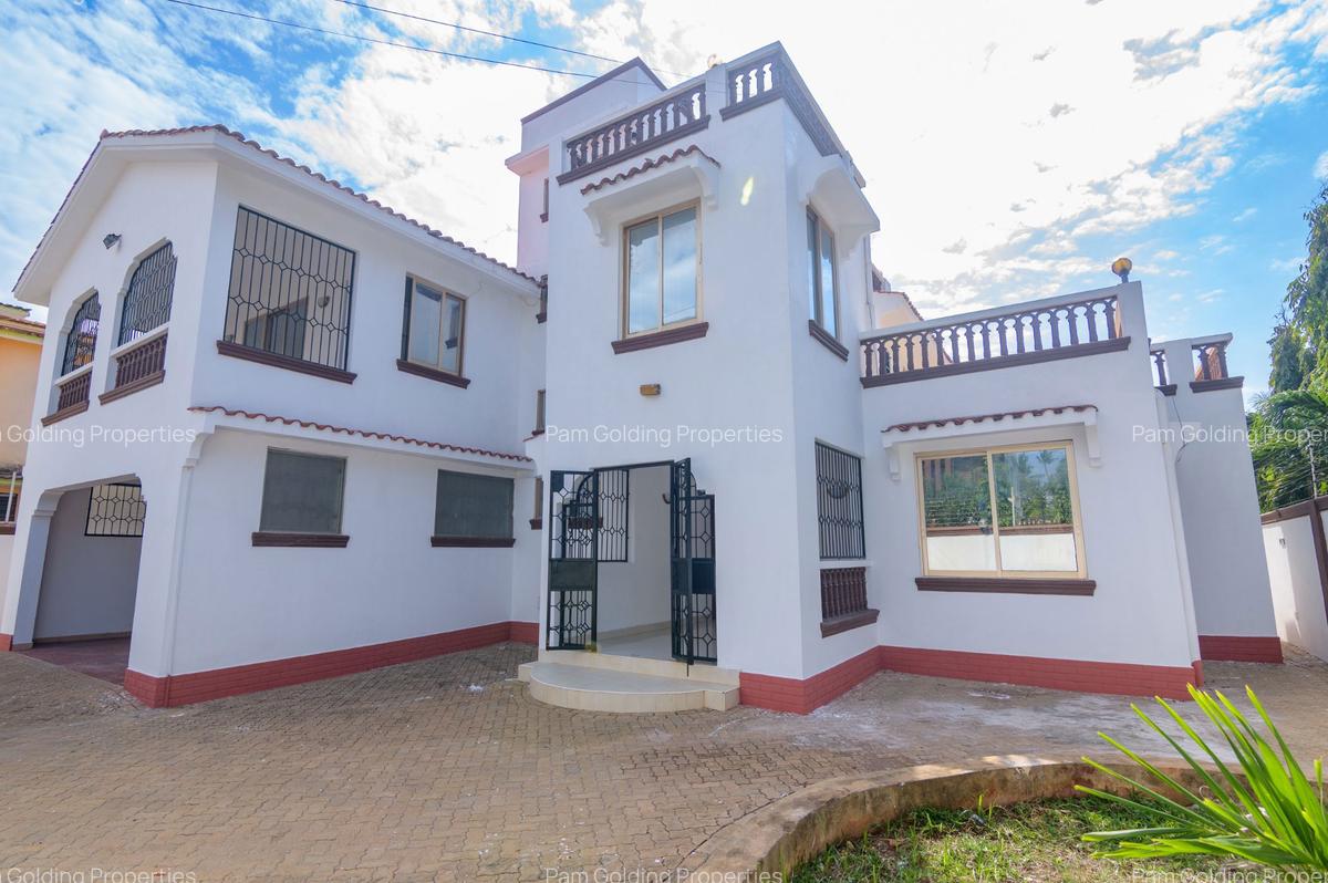 4 Bed Townhouse with En Suite in Shanzu - 3