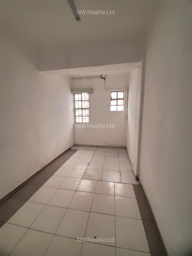 Shop with Service Charge Included at Tom Mboya Street - 8