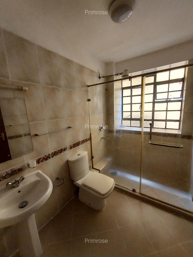 3 Bed Apartment with En Suite in Lavington - 9