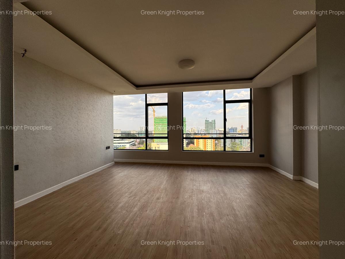 Serviced 3 Bed Apartment with En Suite in Westlands Area - 10