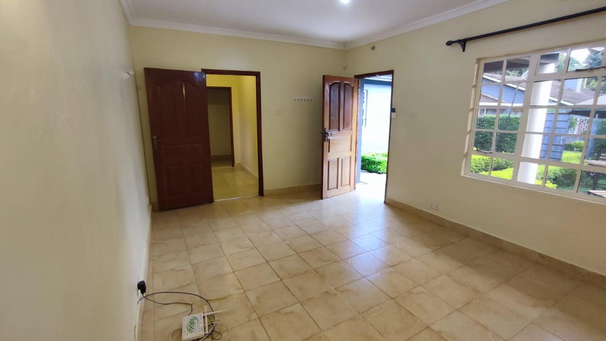 1 Bed House with En Suite at Loresho - 7