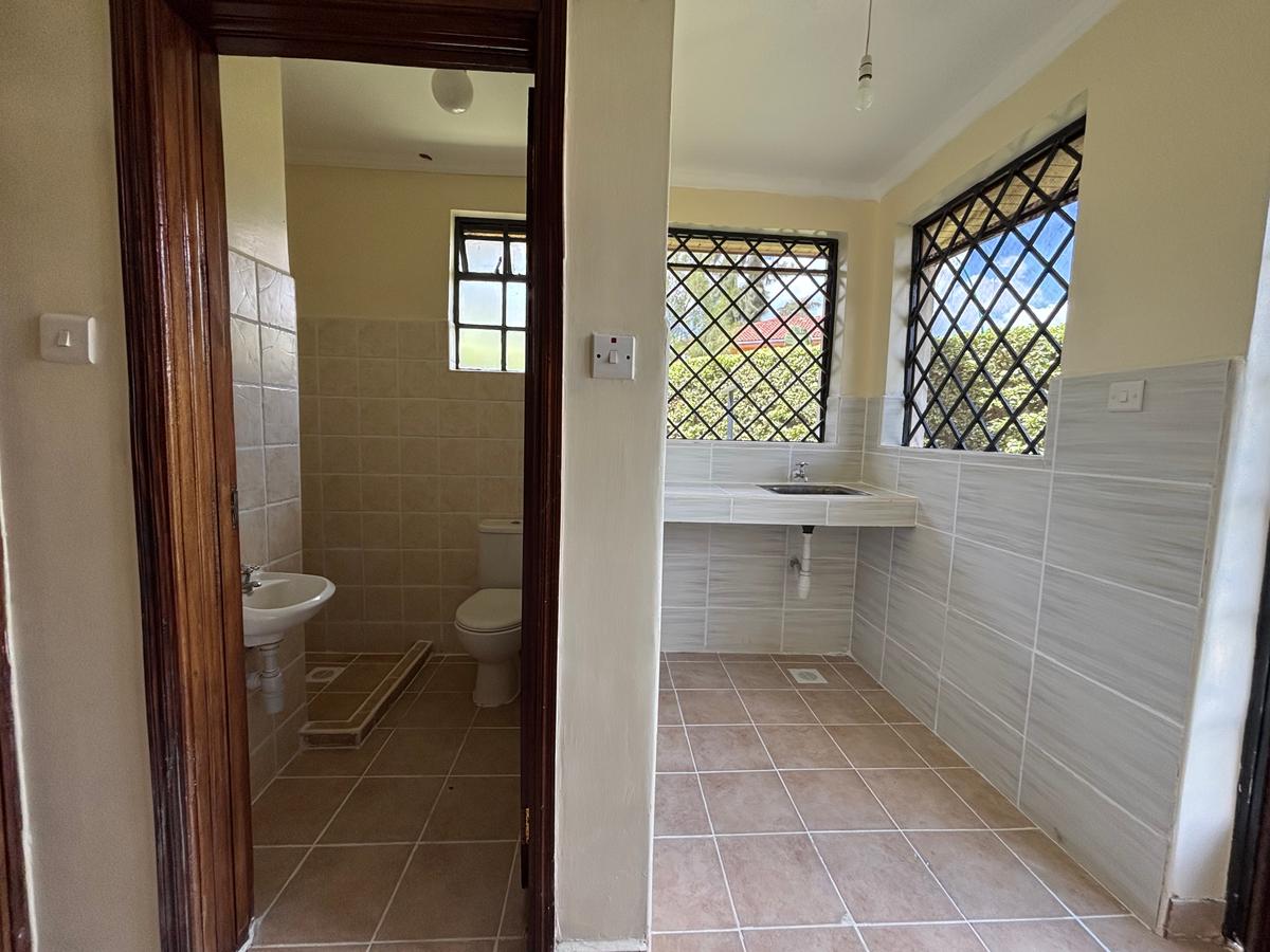 4 Bed Villa with En Suite in Kiambu Road - 10