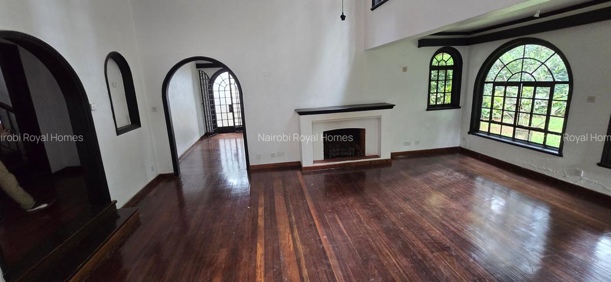 4 Bed Townhouse with En Suite at Riverside Drive - 14